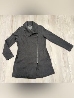 BANANA REPUBLIC Women's Dark Gray Asymmetrical Zip Coat. Soft & Cozy. Small. EUC